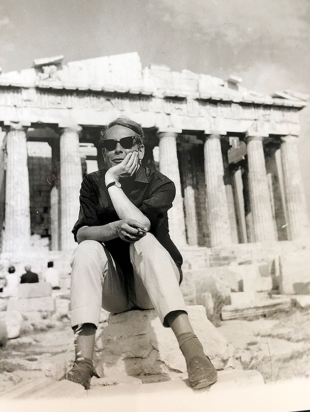 Spirituelle Suche nach dem, was sich «hinter dem Vorhang» unserer normalen Wahrnehmung befindet: Rudolf Gelpke auf Reisen, 1964. (Foto: Privatarchiv Basil Gelpke) Spirituelle Suche nach dem, was sich «hinter dem Vorhang» unserer normalen Wahrnehmung befindet: Rudolf Gelpke auf Reisen, 1964. (Foto: Privatarchiv Basil Gelpke)