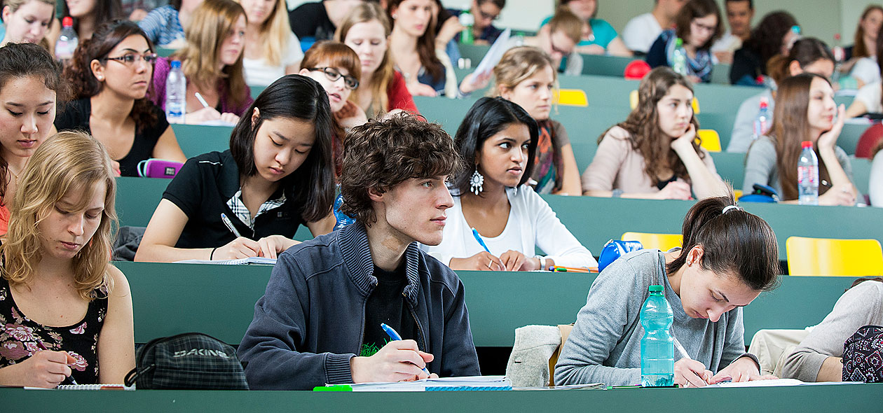 Students in the lecture theatre