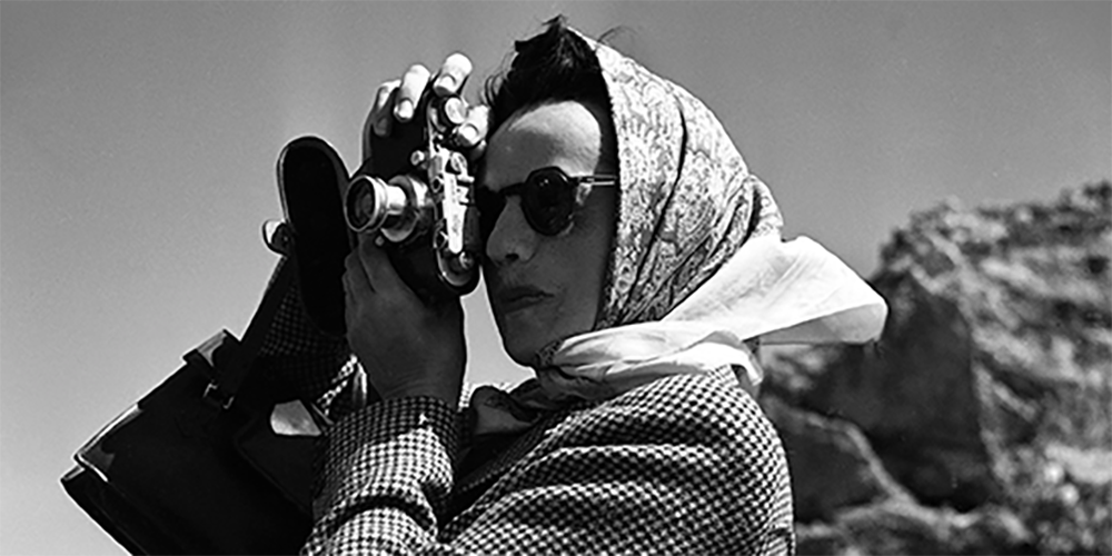 Ré Soupault fotografiert 1939 in Tunesien. Ré Soupault fotografiert 1939 in Tunesien.