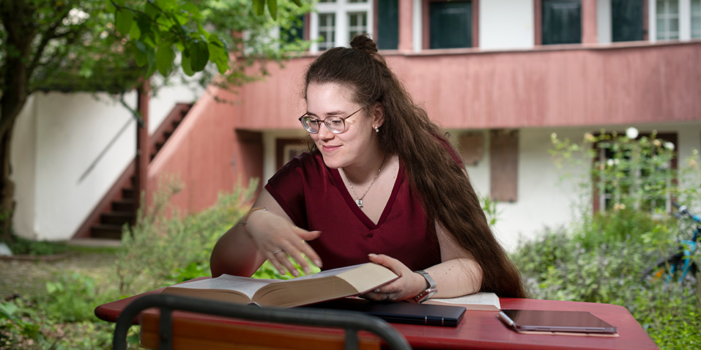 In Focus: Anita Dirnberger wants to understand what motivates people