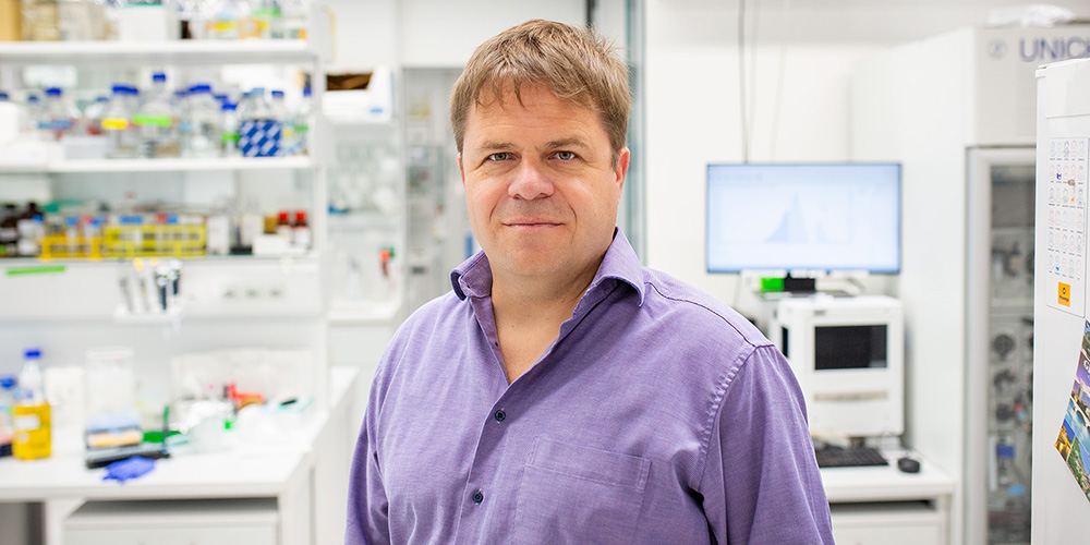 Sebastian Hiller wird EMBO-Mitglied