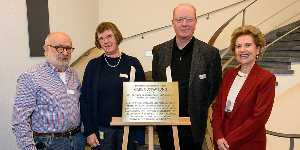 Gedenktafel für Carl Gustav Jung im Kollegienhaus