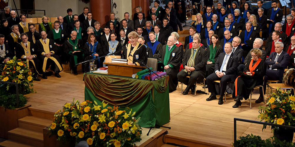 Eight Honorary Doctors at the Dies Academicus of the University of Basel