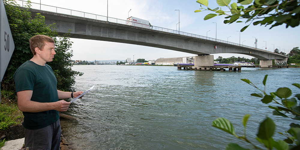 Sebastian Rieder at the river Rhine close to Basel Sebastian Rieder at the river Rhine close to Basel