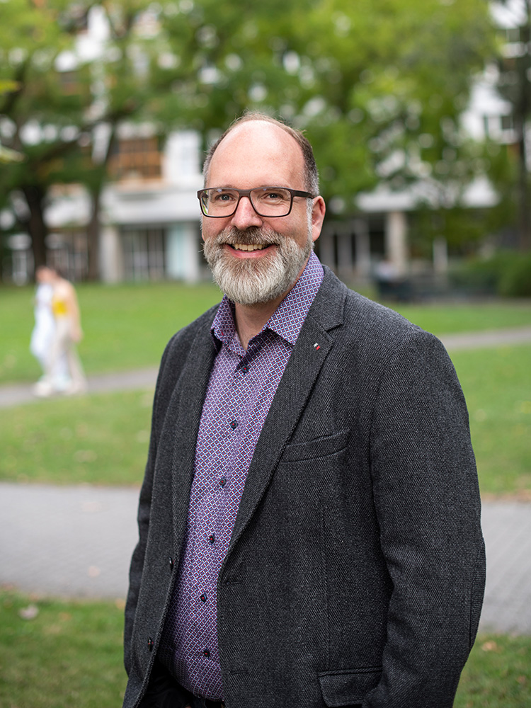 Prof. Dr. Michael Simon Prof. Dr. Michael Simon