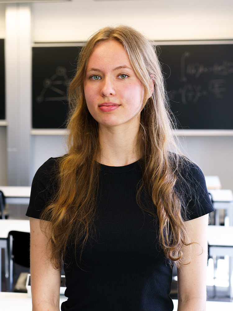 Hanna Lelonek besucht das zweite Gymnasialjahr im Kanton Aargau. Hanna Lelonek besucht das zweite Gymnasialjahr im Kanton Aargau.