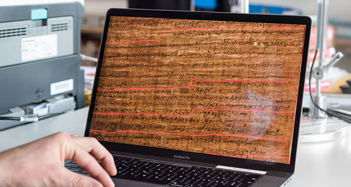 The software the team has developed is able, among others, to visualize passages written by different authors on a single papyrus. Comments, corrections and alternative formulations written in different handwriting often appear on papyri, revealing information about literary trends and the development of texts over time. (Photo: University of Basel, Christian Flierl)