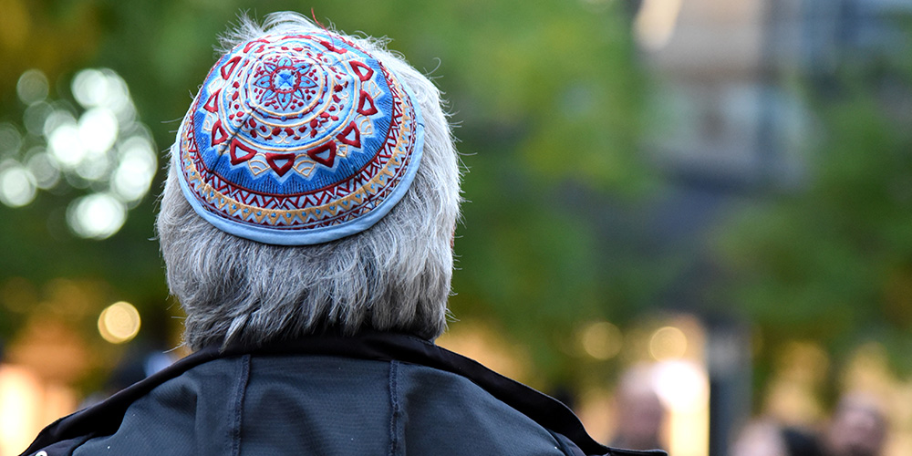 Mann mit Kippa Mann mit Kippa