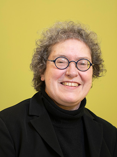 Prof. Dr. Lorenza Mondada im schwarzen Rollkragenpullover mit Brille Prof. Dr. Lorenza Mondada im schwarzen Rollkragenpullover mit Brille