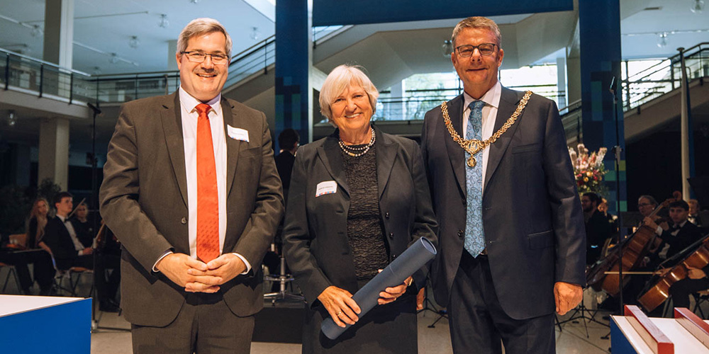 Ehrendoktor der Universität Zürich für Ingeborg Schwenzer