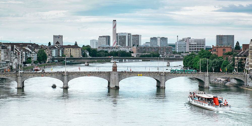 Mittlere Rheinbrücke, Basel (Bild: ©Universität Basel)