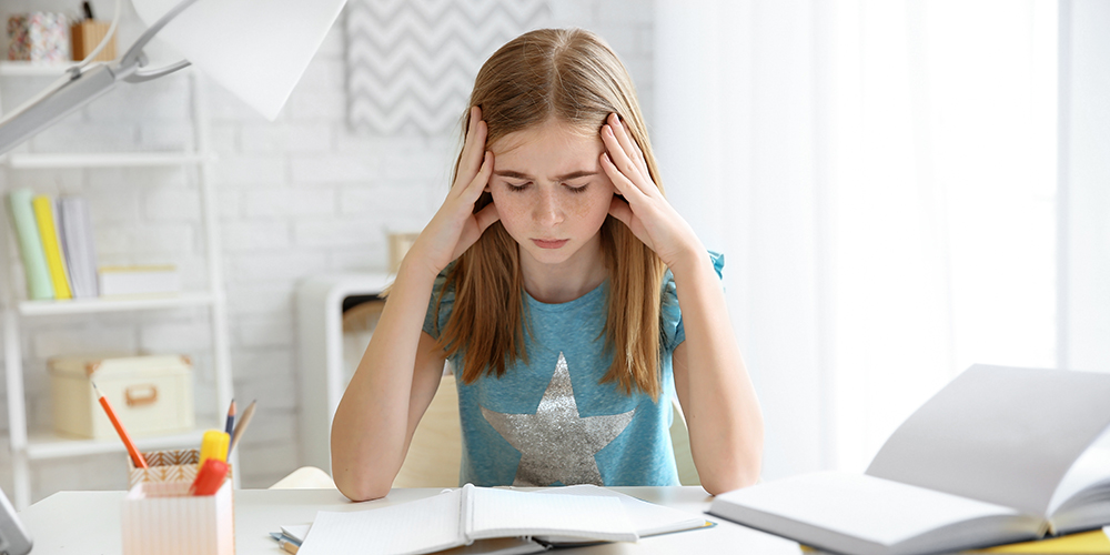 Pharmacological migraine prophylaxis shows almost no effect in children