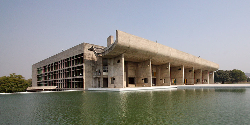 Le Corbusier, Palais de l’Assemblée (Parliament building), Chandigarh, 1955.