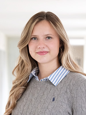 Laura Gallmeister