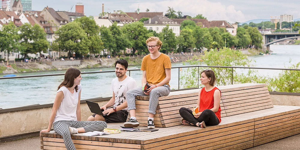 Universität Basel erwartet Tausende Schülerinnen und Schüler zum Informationstag Bachelor