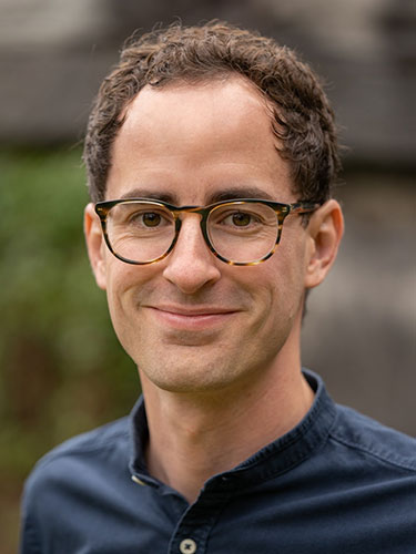 Porträt von Prof. Dr. Armando Meier Porträt von Prof. Dr. Armando Meier