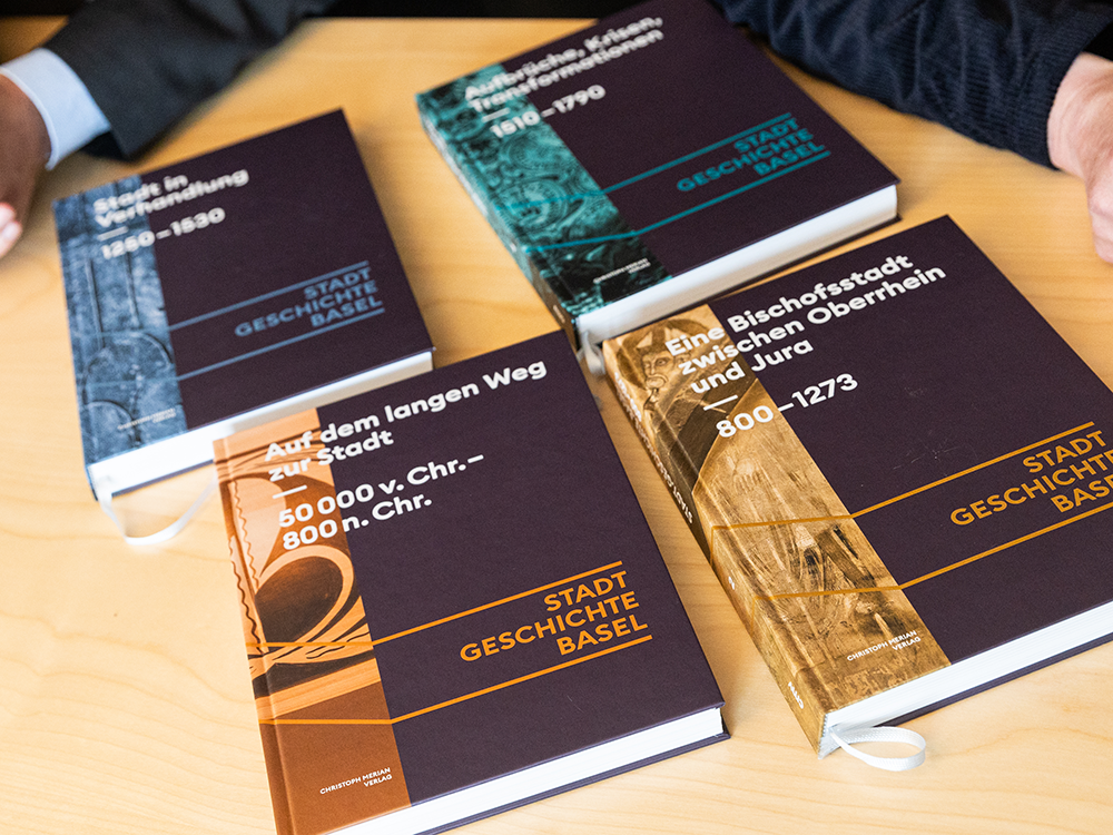 The first four volumes of "Stadt.Geschichte.Basel". The first four volumes of "Stadt.Geschichte.Basel".