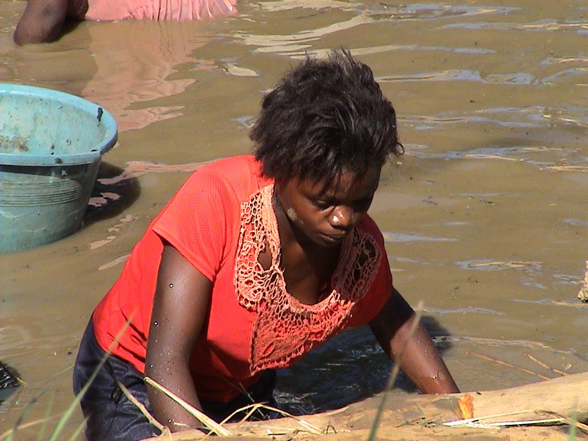 Fischhändlerin in Sambia.